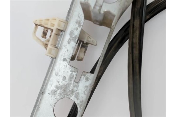 Recambio de mecanismo elevalunas delantero derecho para renault megane ii berlina 3p referencia OEM IAM   