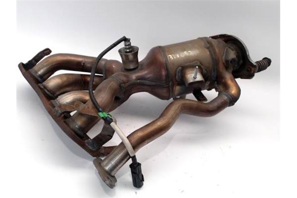 Recambio de colector escape para toyota c-hr (x10) 2.0 hibrido referencia OEM IAM STIF2050  