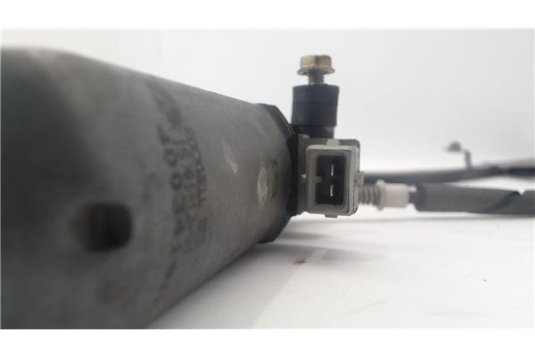 Recambio de mecanismo elevalunas delantero izquierdo para citroen xantia berlina referencia OEM IAM 400341A  