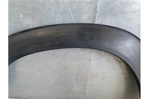 Recambio de moldura aleta delantero izquierda para citroen c3 aircross 1.2 c-series referencia OEM IAM YQ001547XT  