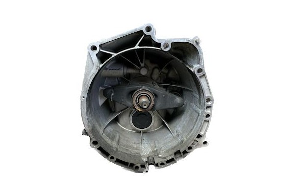Recambio de caja cambios manual para bmw serie 1 berlina (e81/e87) 2.0 120d referencia OEM IAM 230075335131069401018 1069401052 