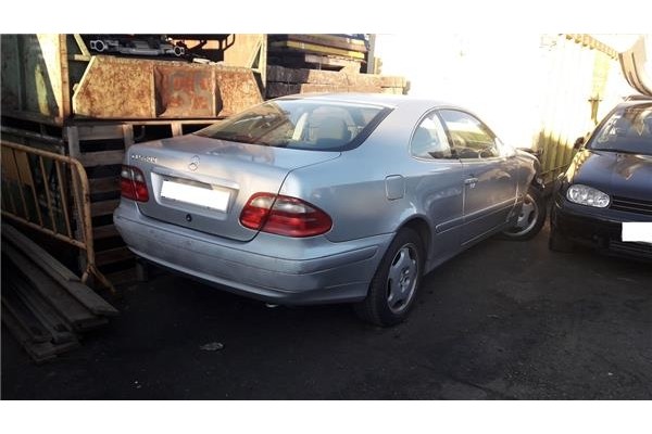 mercedes-benz clk (bm 208) coupe del año 1999