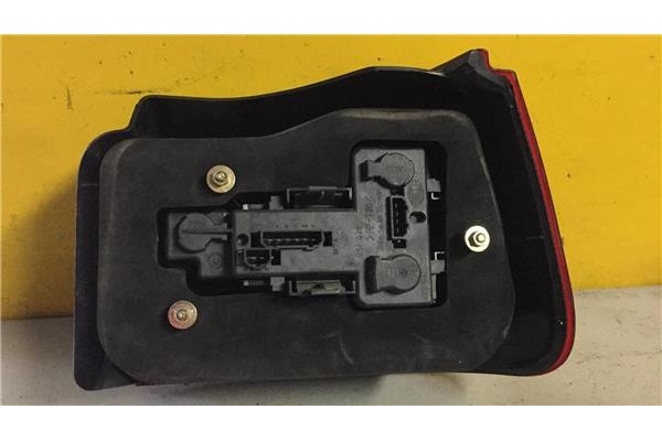 Recambio de piloto trasero izquierdo para seat ibiza (6k1) 1.0 select referencia OEM IAM 6K6945095J 6K6945111G 