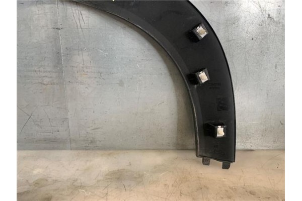 Recambio de moldura aleta delantero izquierda para citroen c3 aircross 1.2 c-series referencia OEM IAM YQ001547XT  