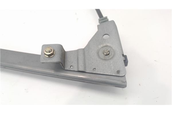 Recambio de mecanismo elevalunas delantero izquierdo para citroen xantia berlina referencia OEM IAM 130821705  