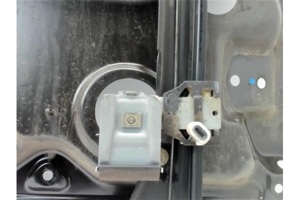 Recambio de elevalunas electrico delantero derecho para volkswagen new beetle berlina (9c1/1c1) referencia OEM IAM 1C0837756LL  