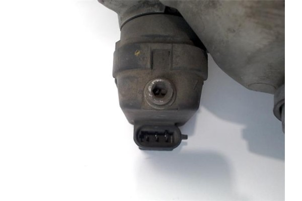 Recambio de faro delantero dcho para renault trafic ii furgón referencia OEM IAM 7700311372 91165720 2600000QAD , NISSAN | 44087