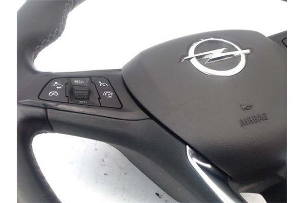Recambio de volante para opel astra k berlina 5p 1.6 dynamic referencia OEM IAM 39096088 39013591 