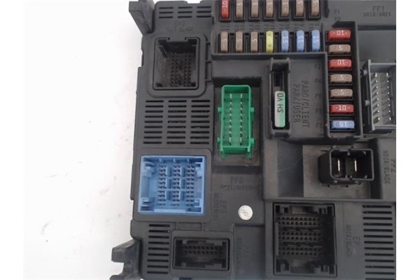 Recambio de centralita para peugeot 208 1.4 active referencia OEM IAM 9678355880  