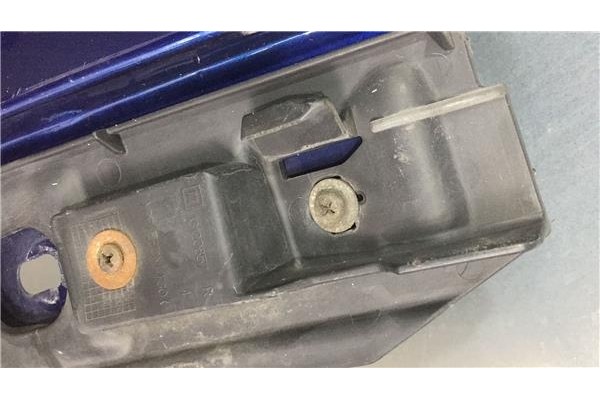 Recambio de aleta delantero derecha para opel corsa c 1.3 cdti referencia OEM IAM 1102030 L01470 9196449 , OPEL