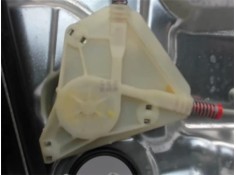 Recambio de elevalunas electrico delantero derecho para volkswagen polo iv (9n1) referencia OEM IAM 6Q3837402S  