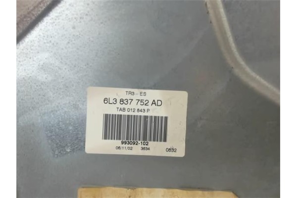 Recambio de elevalunas electrico delantero derecho para seat cordoba berlina (6l2) referencia OEM IAM 6L3837752AD  