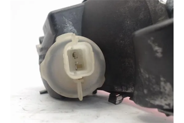 Recambio de piloto antiniebla trasero derecho para peugeot 208 1.4 active referencia OEM IAM 9674308980 2203284 