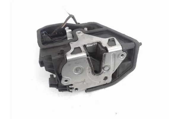 Recambio de cierre electromagnetico trasero derecho para bmw serie 1 berlina (e81/e87) referencia OEM IAM 7202148  4389476 , BMW