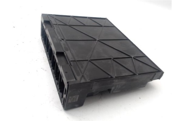 Recambio de centralita para opel astra k berlina 5p 1.6 dynamic referencia OEM IAM 13510523  