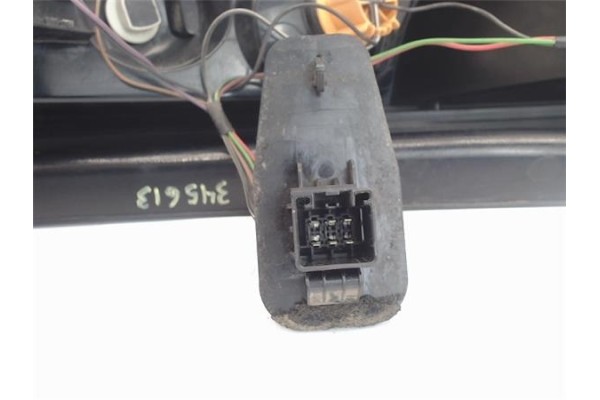 Recambio de piloto trasero derecho para ford fiesta v (jh_, jd_) 1.4 16v referencia OEM IAM 2S6113N4 1432269 