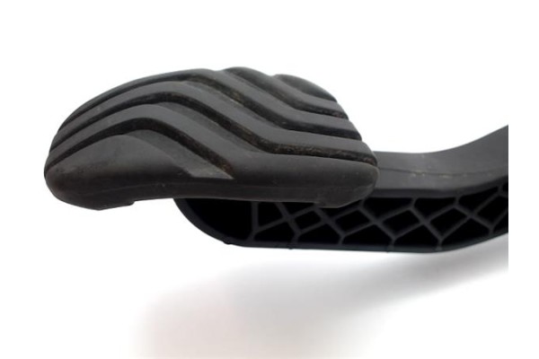 Recambio de pedal embrague para renault grand scenic 1.2 referencia OEM IAM 465039052R  