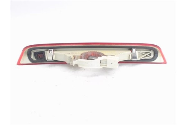 Recambio de luz central de freno para ford fiesta v (jh_, jd_) 1.4 16v referencia OEM IAM 1363490  