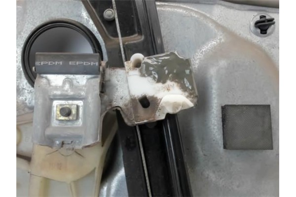Recambio de elevalunas electrico delantero derecho para volkswagen polo iv (9n1) 1.4 gt referencia OEM IAM 6Q3837402H  