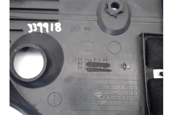 Recambio de tapa motor para citroen xsara picasso referencia OEM IAM   