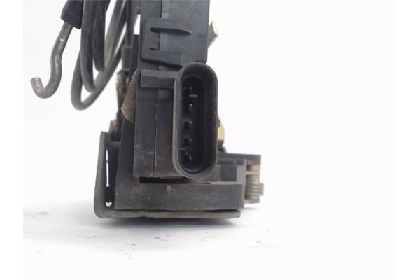 Recambio de cierre electromagnetico trasero izquierdo para mercedes-benz clase m (bm 163) referencia OEM IAM 20461102  