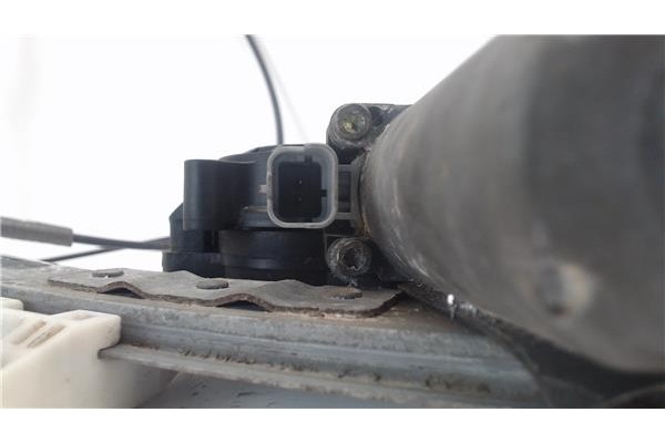Recambio de mecanismo elevalunas delantero derecho para peugeot 206 referencia OEM IAM 9222F7  