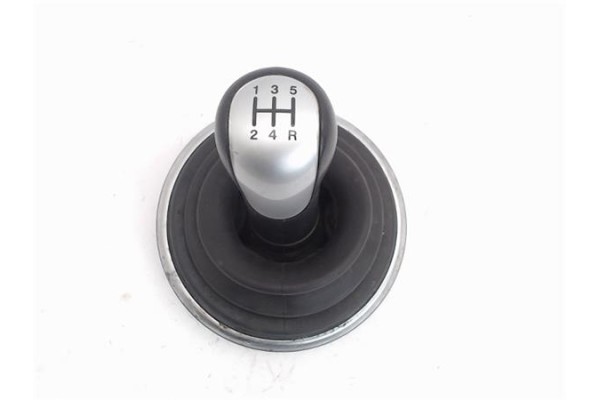 Recambio de pomo palanca cambio para ford fiesta v (jh_, jd_) 1.4 16v referencia OEM IAM 1151765 1141428 