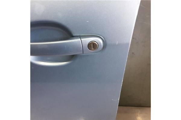 Recambio de puerta delantero izquierda para audi a2 (8z) 1.4 tdi (55kw) referencia OEM IAM 8Z0831051A  