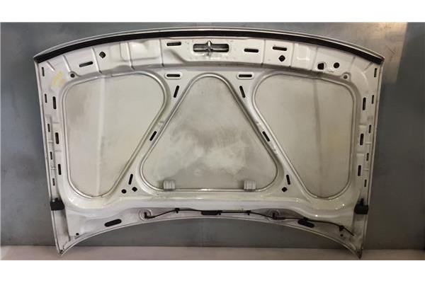 Recambio de capo para volkswagen polo iii (6n1) 60 1.4 referencia OEM IAM 6N0823031D  