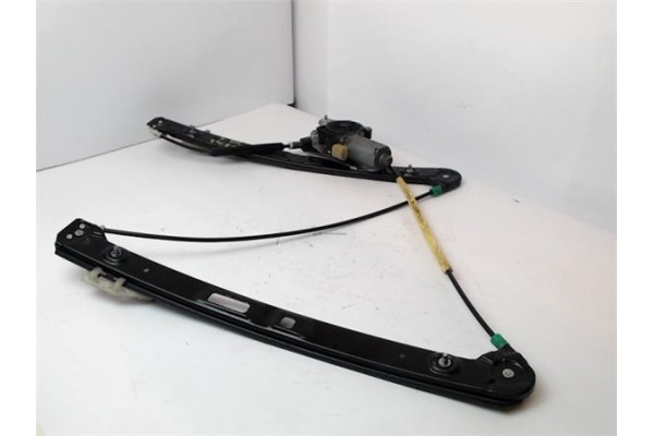 Recambio de elevalunas electrico delantero derecho para bmw serie 3 berlina (e46) 2.0 320d referencia OEM IAM 676283620640  
