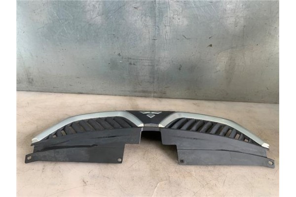 Recambio de rejilla paragolpes delantero para mitsubishi outlander (cw0) 2.0 di-d intense referencia OEM IAM 7450A037HB  