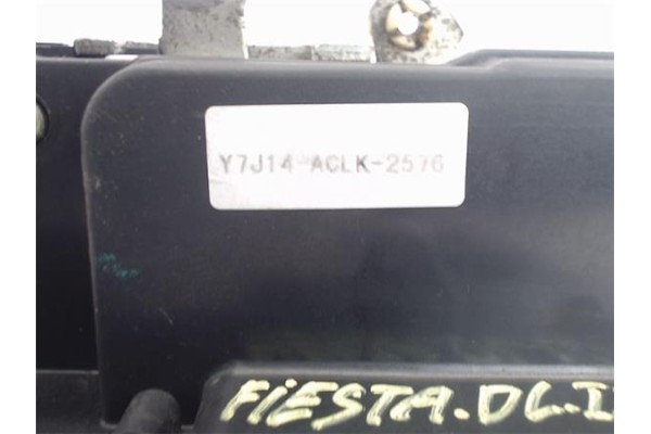 Recambio de cierre electromagnetico delantero izquierdo para ford fiesta v (jh_, jd_) 1.4 16v referencia OEM IAM y7j14aclk2576 1