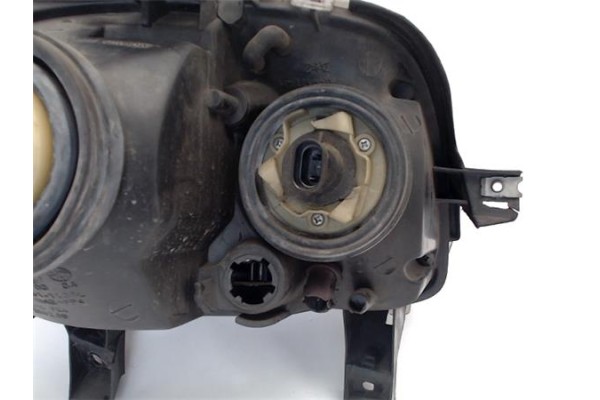 Recambio de faro delantero izquierdo para renault clio ii fase i (b/cb0) referencia OEM IAM 260601187R  