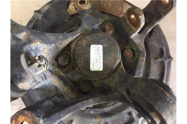 Recambio de mangueta trasero derecha para kia ceed (ed) 1.6 crdi 115 referencia OEM IAM 527201H000  