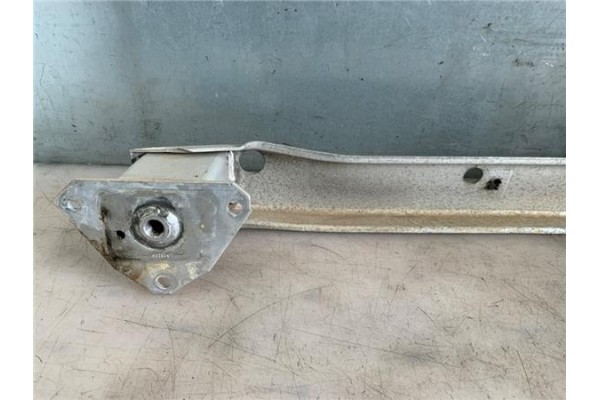 Recambio de refuerzo paragolpes trasero para opel astra k berlina 5p 1.6 dynamic referencia OEM IAM 39193221  