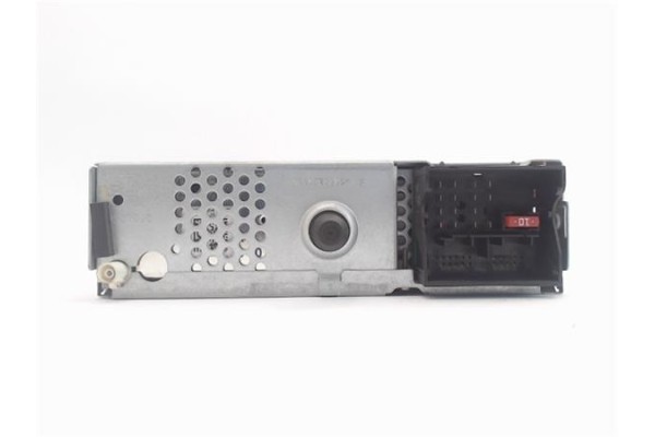 Recambio de radio / cd para citroen c4 berlina referencia OEM IAM PSARCD441-63 96643698XT 