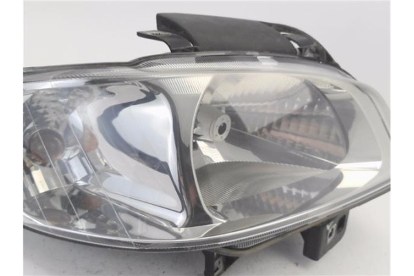 Recambio de faro delantero dcho para seat cordoba berlina (6k2) 1.6 referencia OEM IAM 6K1941032A 67743741 