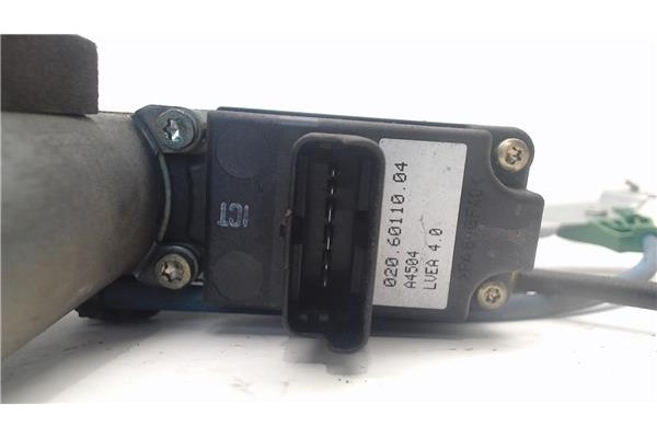 Recambio de mecanismo elevalunas delantero derecho para citroen c2 referencia OEM IAM 9222X2  