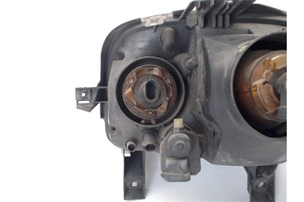 Recambio de faro delantero dcho para renault clio ii fase i (b/cb0) referencia OEM IAM 7701045169  
