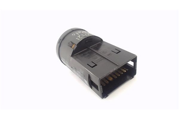 Recambio de mando de luces para volkswagen polo iv (9n3) 1.4 advance referencia OEM IAM 6Q0941531B  