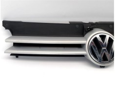 Recambio de rejilla capo para volkswagen golf iv berlina (1j1) 1.9 tdi referencia OEM IAM 1J0853651G 1J0853655F 