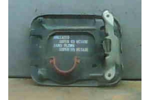 Recambio de tapa exterior combustible para nissan primera berlina (p11) 2.0 referencia OEM IAM 788302J000   Recambio de tapa exterior combustible para nissan primera berlina (p11) 2.0 referencia OEM IAM 788302J000