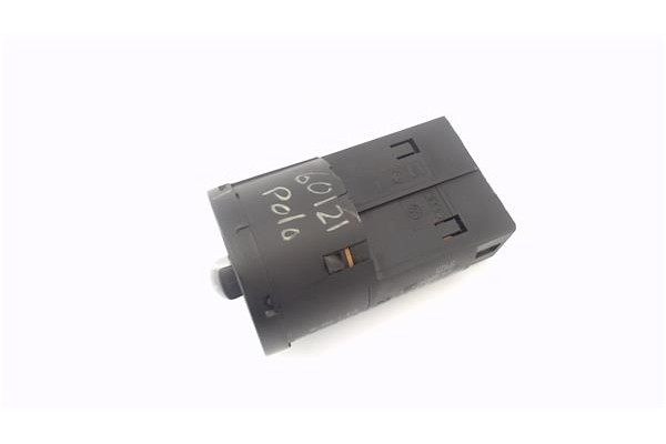 Recambio de mando de luces para volkswagen polo iv (9n3) 1.4 advance referencia OEM IAM 6Q0941531B  