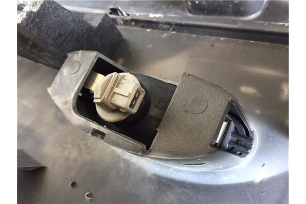 Recambio de paragolpes trasero para peugeot 206 1.4 16v referencia OEM IAM 9628638277  