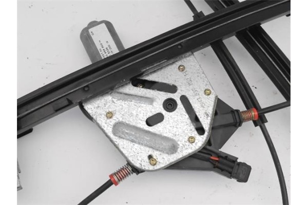 Recambio de elevalunas electrico delantero derecho para seat ibiza (6k1) 1.4 referencia OEM IAM 6K3959802H  