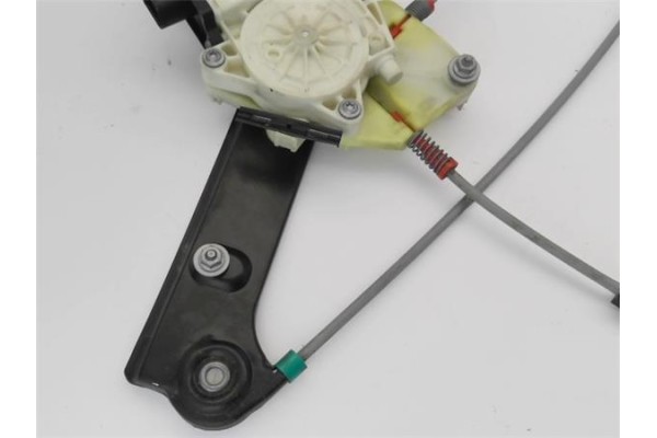 Recambio de elevalunas electrico delantero izquierdo para bmw serie x3 (e83) 3.0d referencia OEM IAM 67626925963  