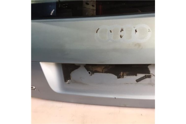 Recambio de porton trasero para audi a2 (8z) 1.4 tdi (55kw) referencia OEM IAM 8Z0827023C  