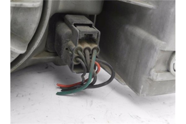 Recambio de faro delantero dcho para hyundai h-1 furgón 2.5 td referencia OEM IAM 921024A5XX  