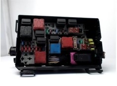 Recambio de caja fusibles/rele para opel corsa d 1.0 catch me referencia OEM IAM 13292736  