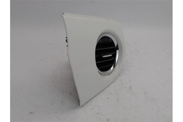 Recambio de rejilla entrada de aire para fiat 500 1.3 d multijet referencia OEM IAM ST30562 51803292 